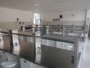 Mueble_para_laboratorio_inox_18