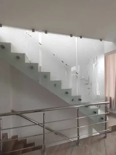 Barandales modernos para escaleras​